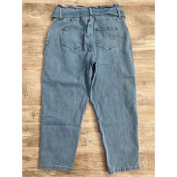 Who What Wear High Rise Tie Jeans Crop Women’s Sz 14 - Picture 2 of 3